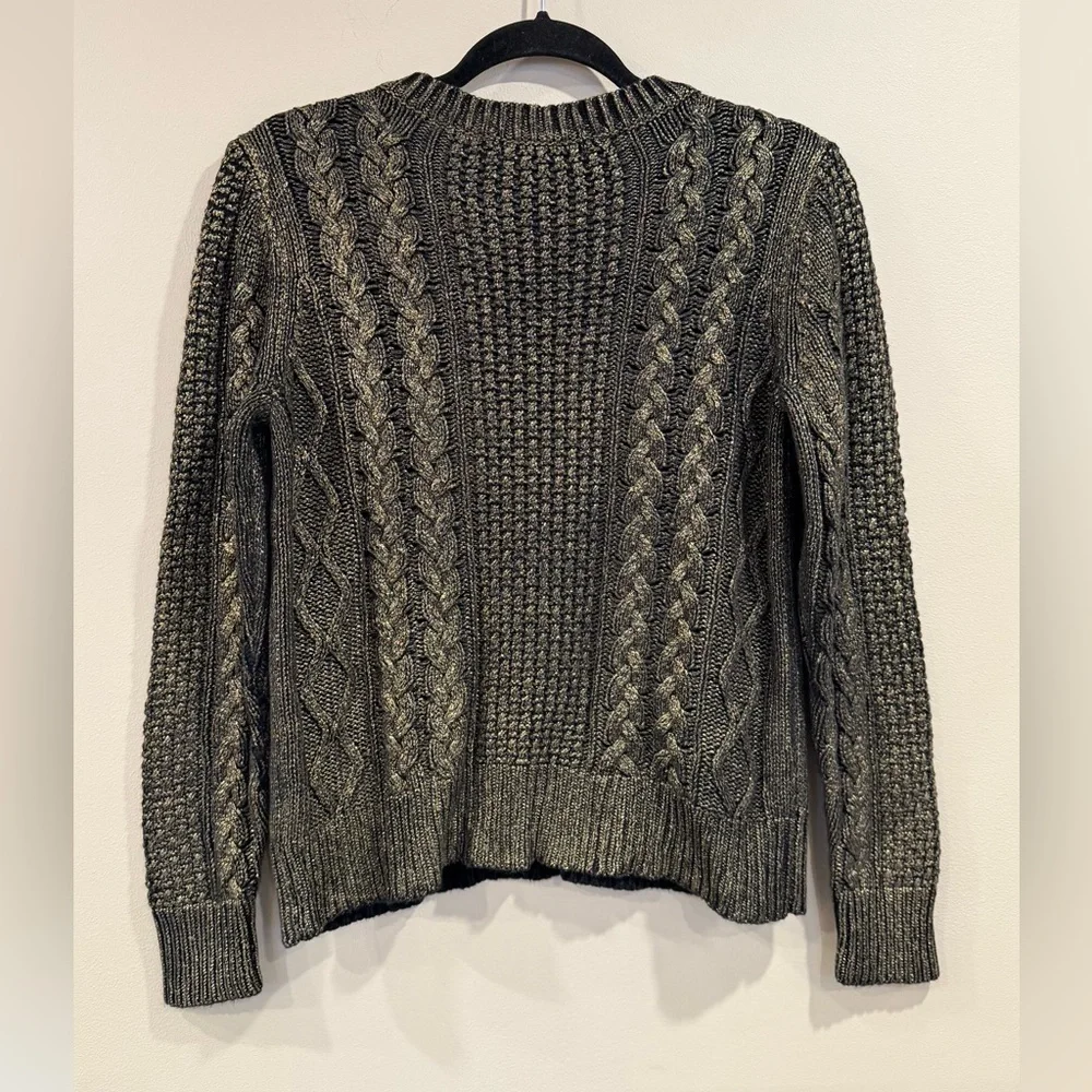 🔥Michael Kors Women’s Black with Gold shimmer Cable Knit Sweater Sz M Like New🔥